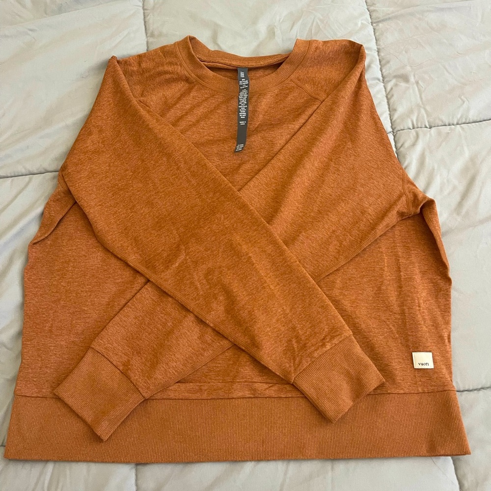 Vuori Long Sleeve Halo Crew